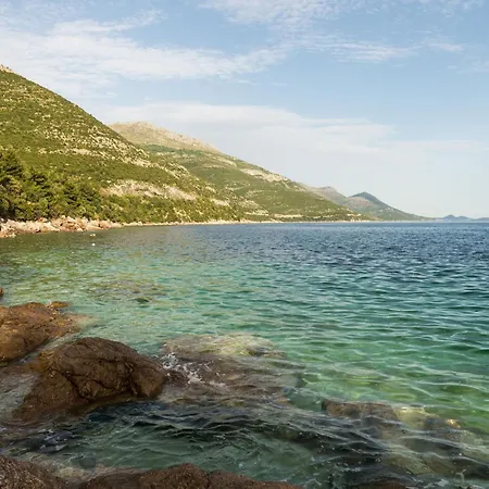 Giovani - Two Bedroom With Balcony And Sea View Slano