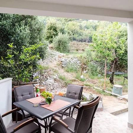 Giovani - Two Bedroom With Balcony And Sea View Slano